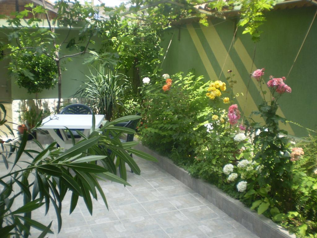 Guest House ,, Ekaterina" เนเซบาร์ ภายนอก รูปภาพ