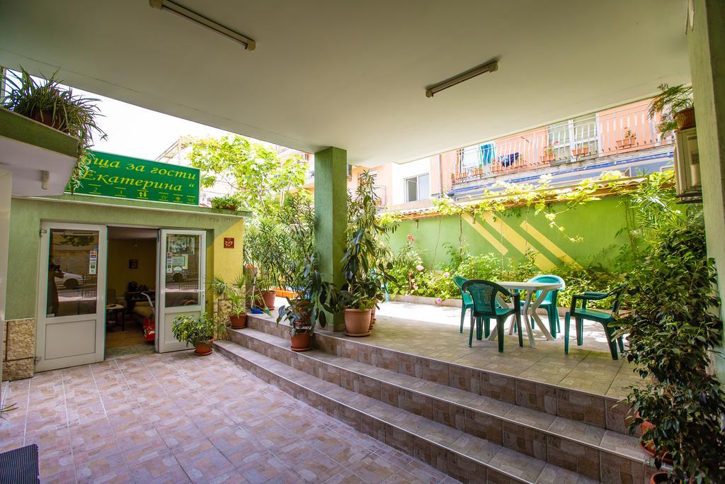 Guest House ,, Ekaterina" เนเซบาร์ ภายนอก รูปภาพ