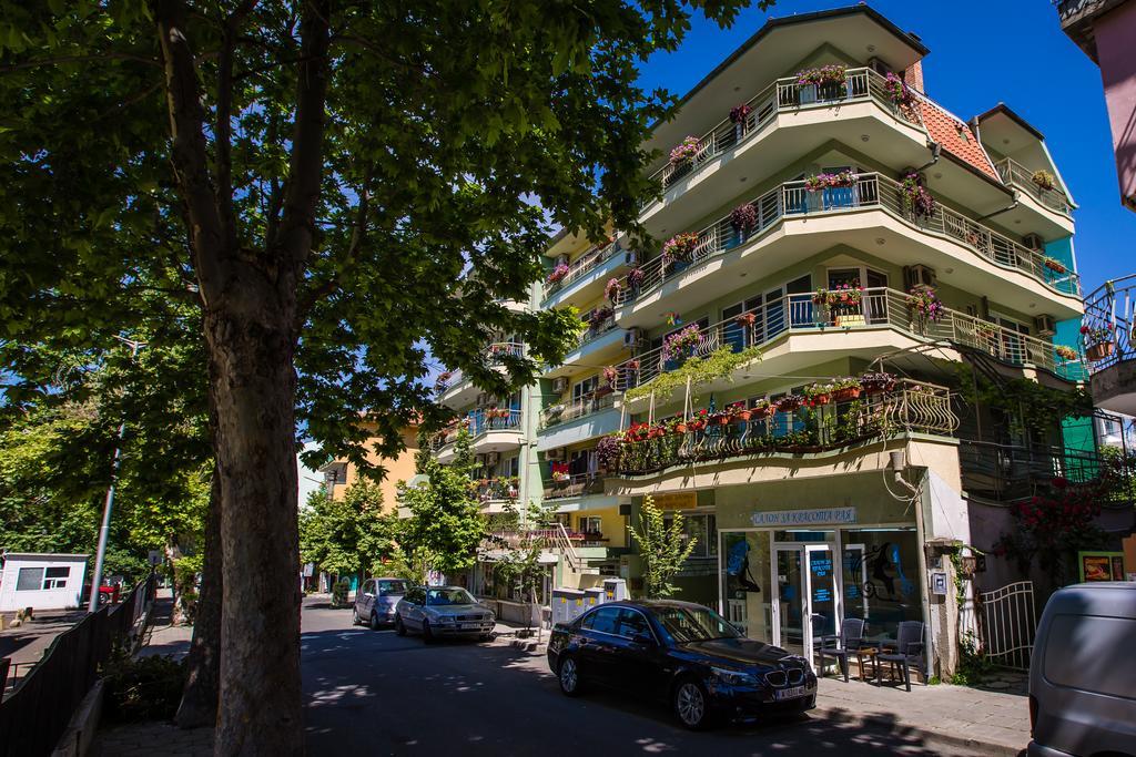 Guest House ,, Ekaterina" เนเซบาร์ ภายนอก รูปภาพ