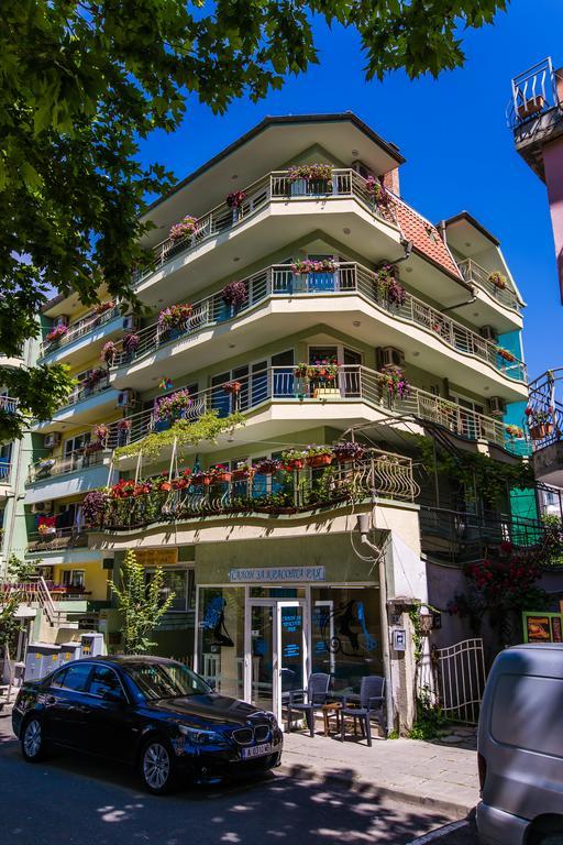 Guest House ,, Ekaterina" เนเซบาร์ ภายนอก รูปภาพ